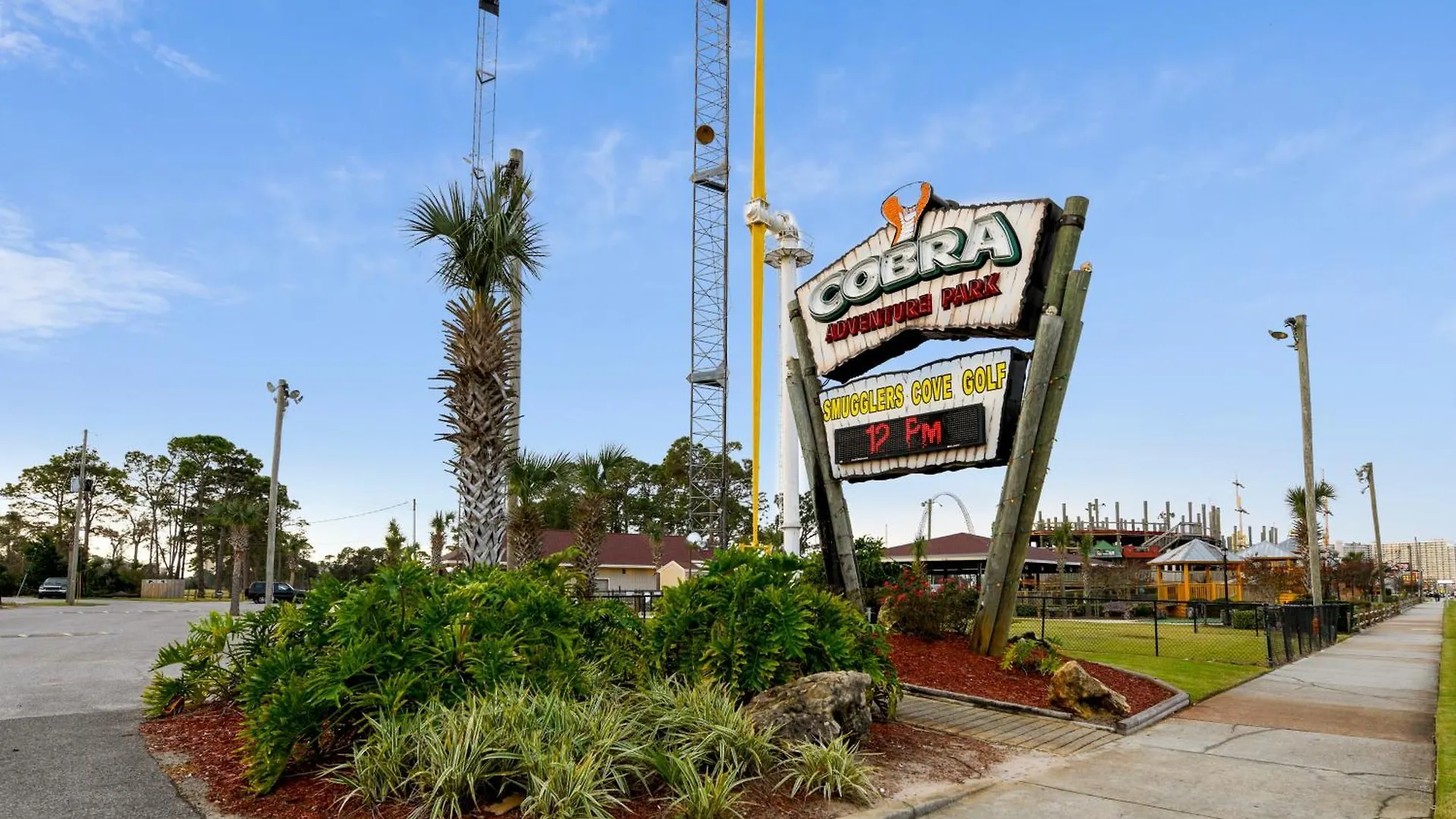 Celadon Beach Resort #1104 By Book That Condo Panama City Beach USA