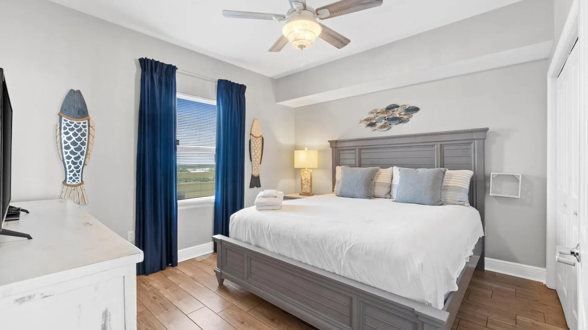 Semesterbostad Celadon Beach Resort #1104 By Book That Condo Panama City Beach USA