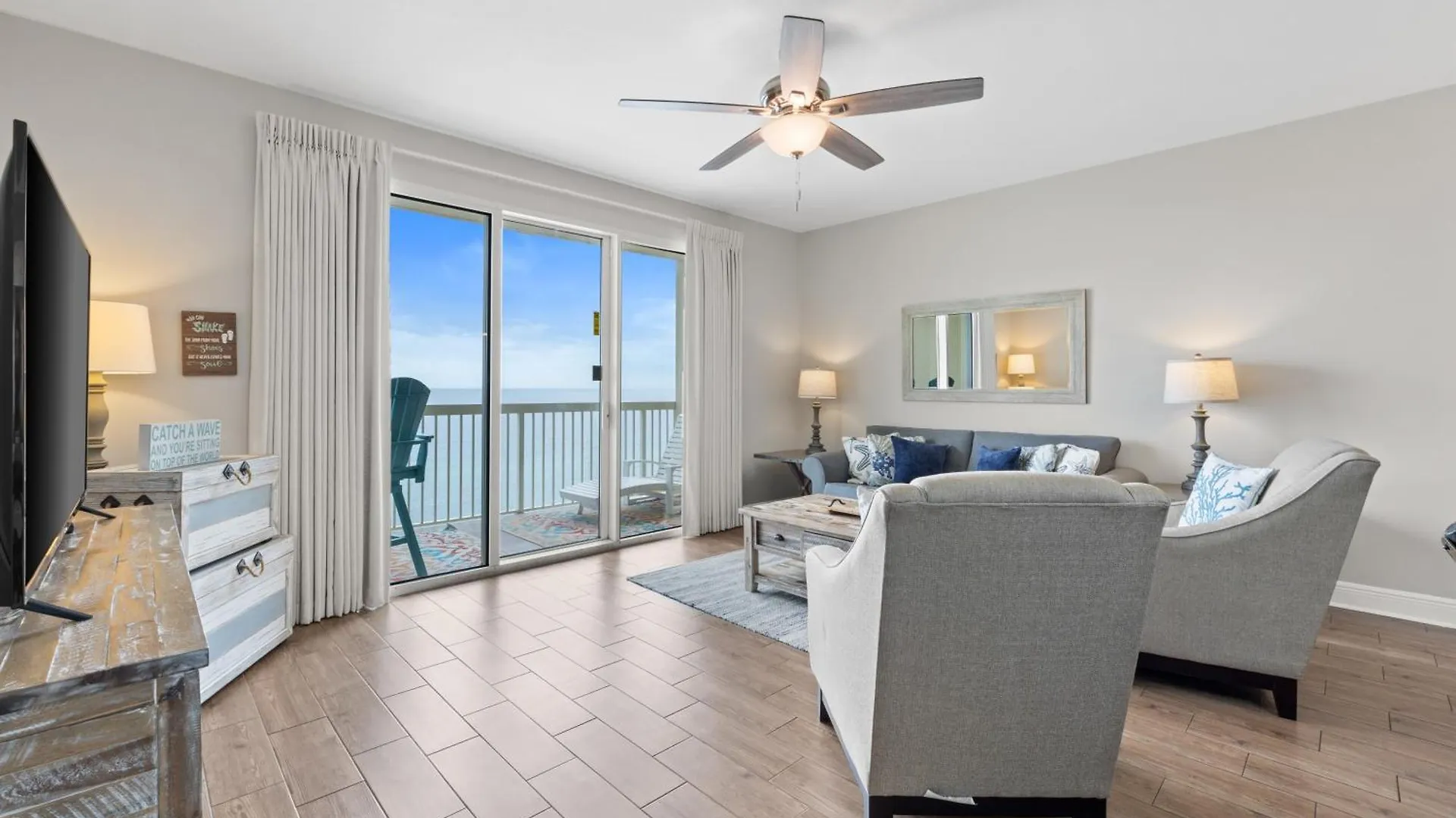 Semesterbostad Celadon Beach Resort #1104 By Book That Condo Panama City Beach